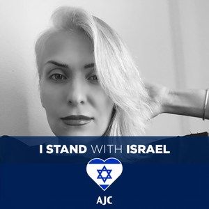 Meet your Posher, Yana